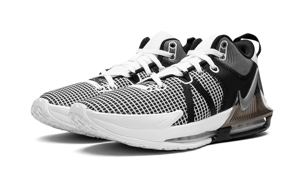 Nike LeBron Witness VII "Metallic Silver" DM1123 100