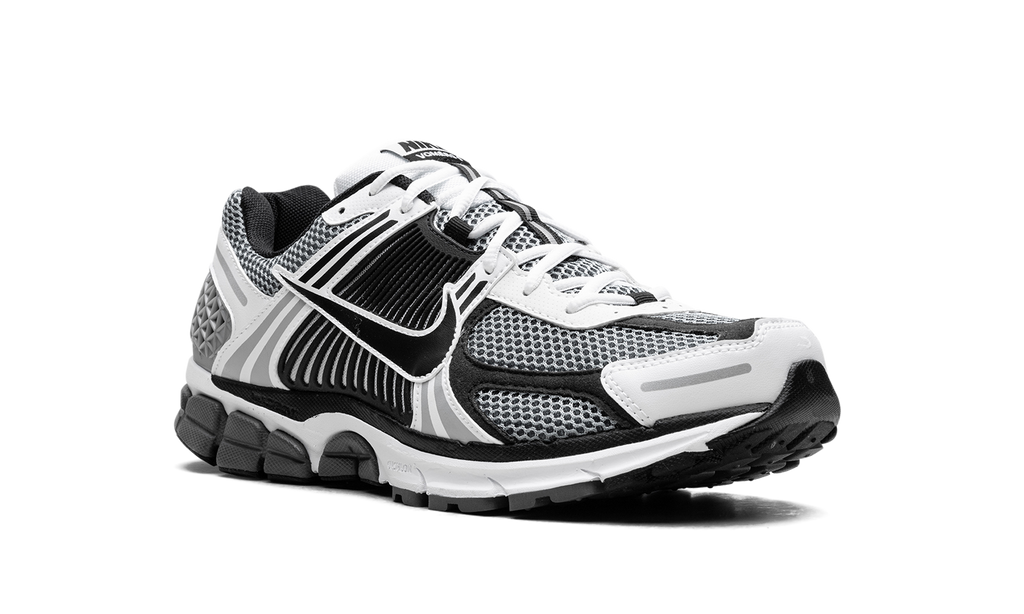 Nike Zoom Vomero 5 SE SP "Black / Metallic Silver" CI1694 001