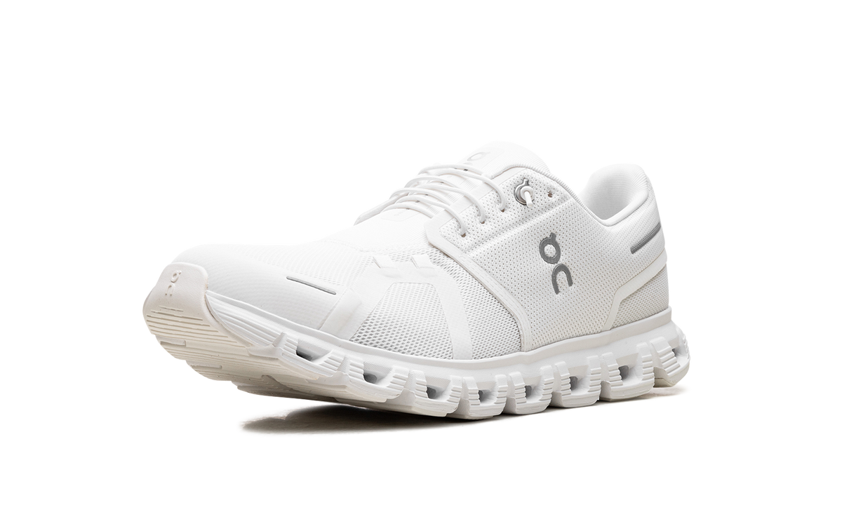 On Running Cloud 6 "Triple White" 3MF10071200