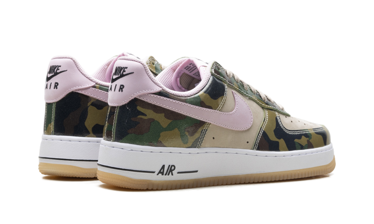Nike Air Force 1 Low '07 LV8 "Patent Camo Pink" HQ1967 200