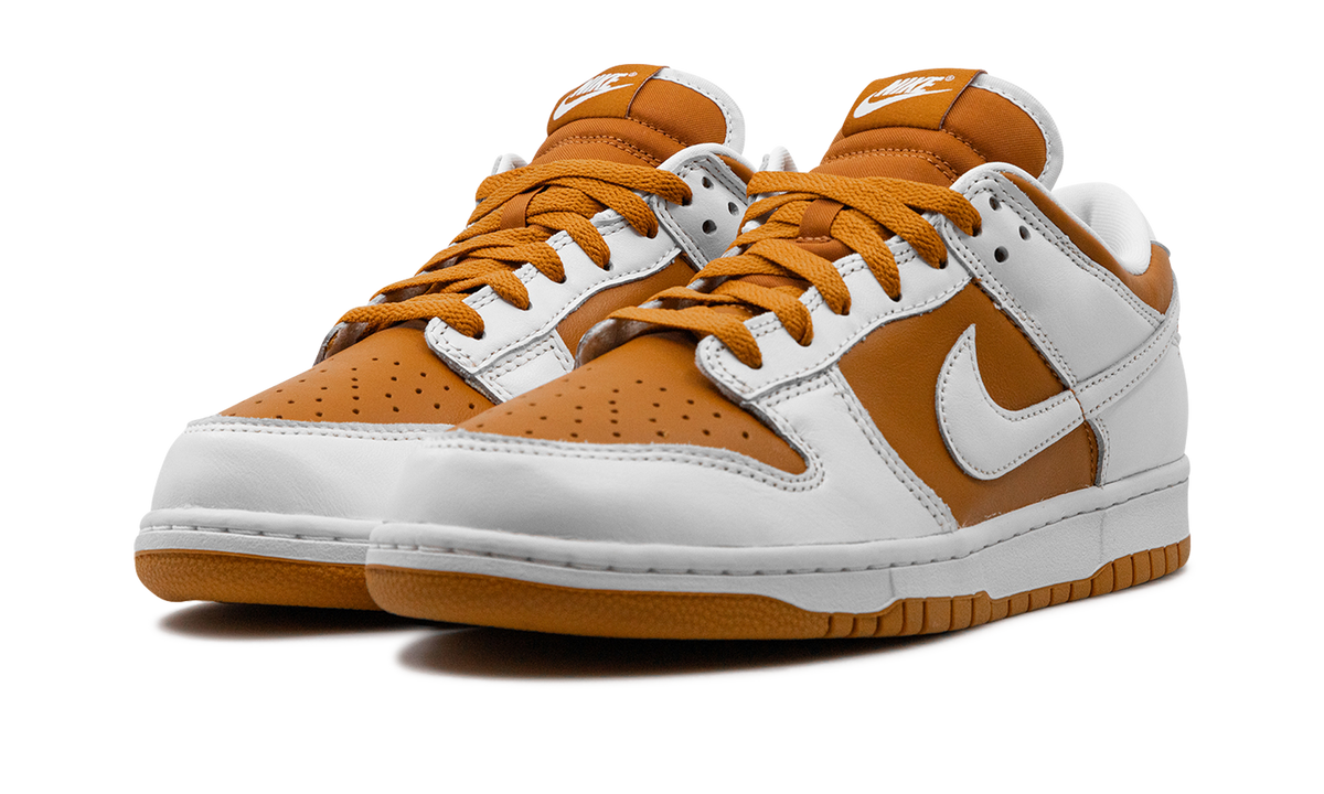 Nike Dunk Low "Reverse Curry" FQ6965 700