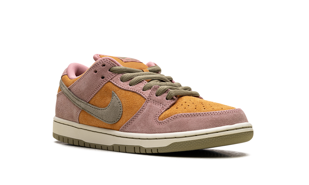 Nike SB Dunk Low "Red Stardust" HJ4135 600