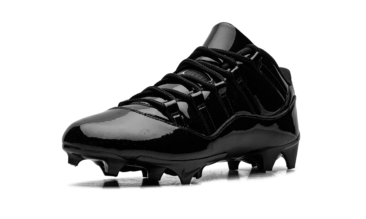 Air Jordan 11 Low TD Cleat "Patent Black" IQ8113 001