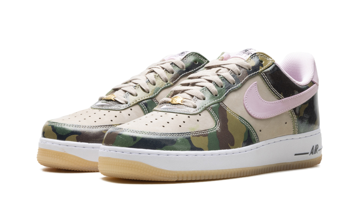 Nike Air Force 1 Low '07 LV8 "Patent Camo Pink" HQ1967 200