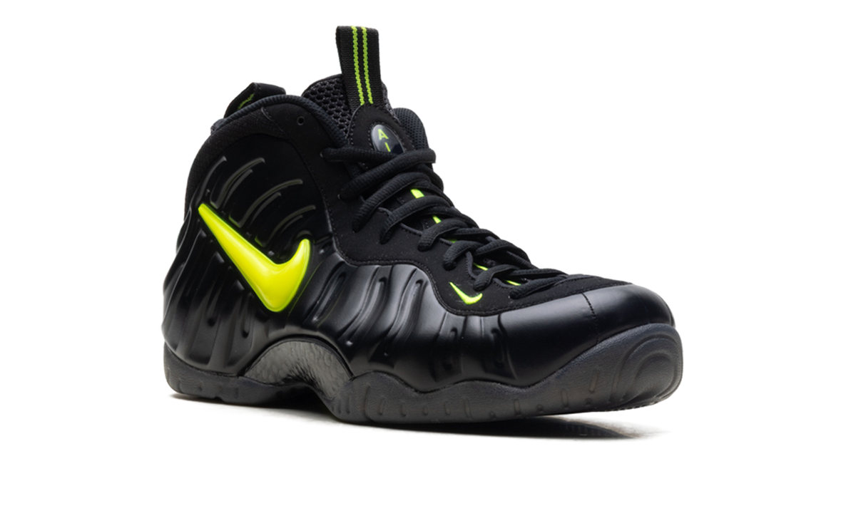 Nike Air Foamposite Pro "Voltage" HF0794 002