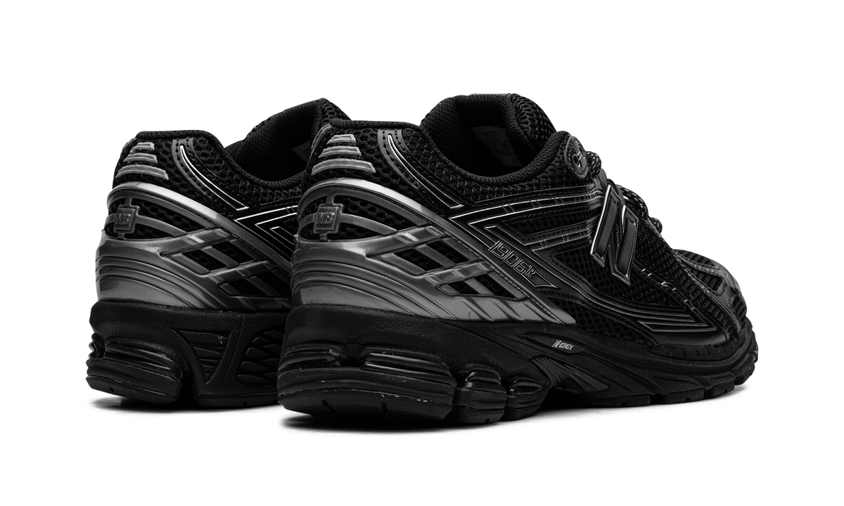 New Balance 1906R "Black Silver" U1906ROS
