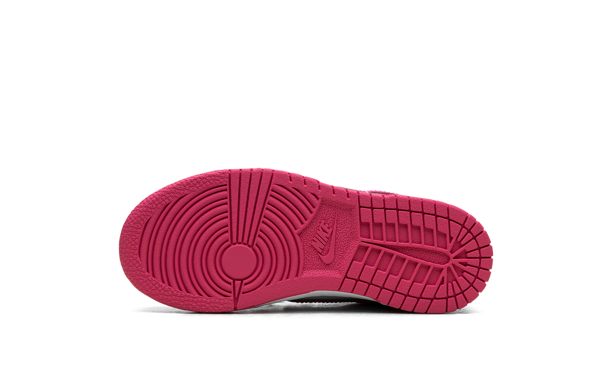 Nike Dunk Low (PSE) "Laser Fuchsia" FB9108 102