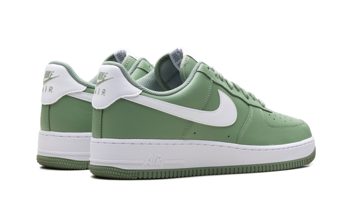 Nike Air Force 1 Low "Woodland Green" FJ4146 301