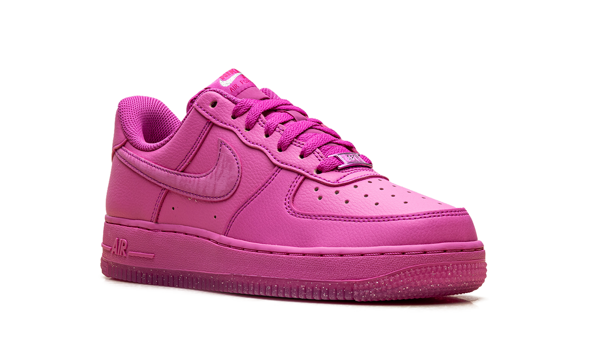 Nike Air Force 1 '07 WMNS "Fire Pink" IV4685 647