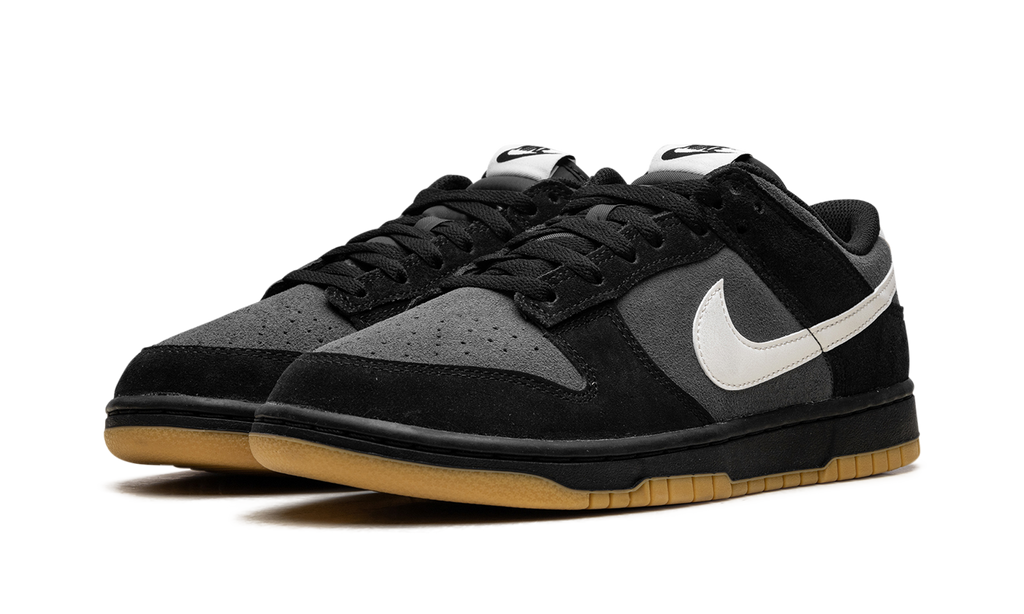 Nike Dunk Low SE "Black Grey Gum" HQ1931 001