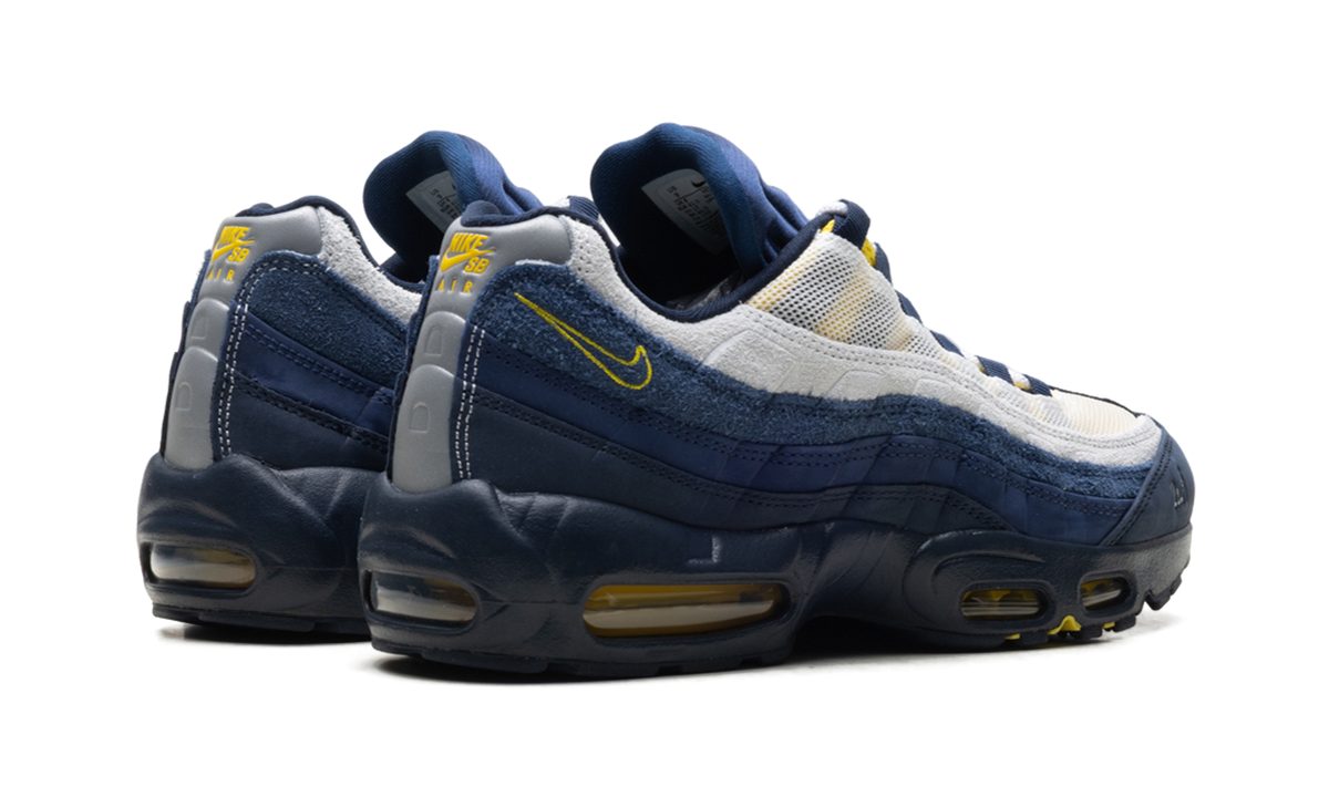 Nike SB Air Max 95 "Eric Koston" HQ8492 400