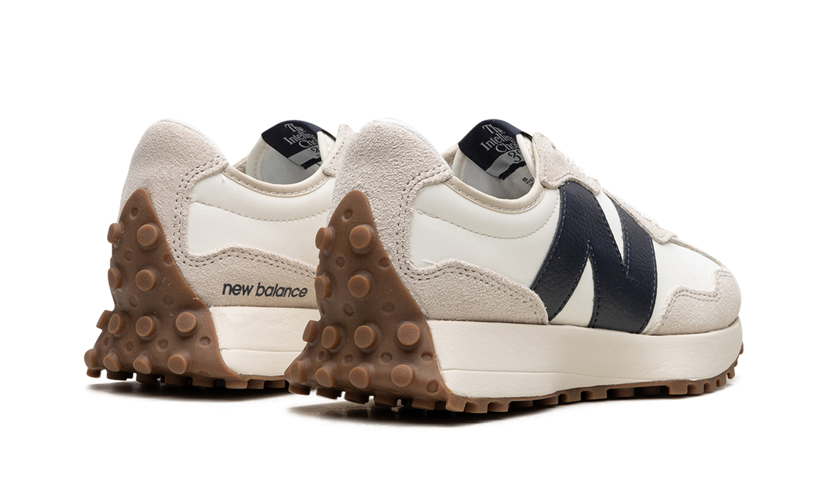 New Balance 327 WMNS "Moonbeam Outerspace" WS327KB