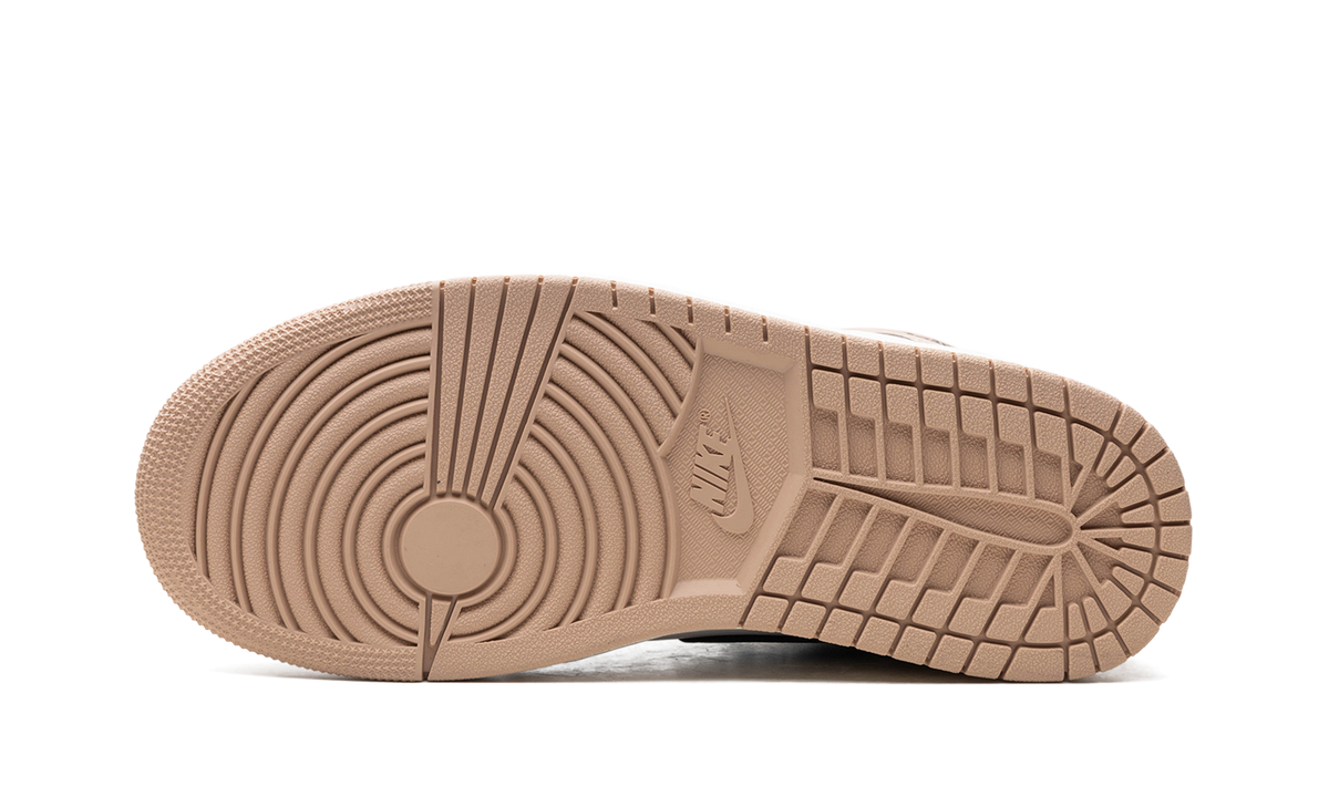 Air Jordan 1 High OG WMNS "Latte" FD2596 021