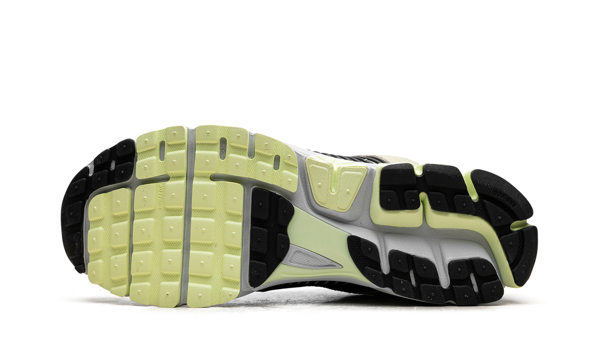 Nike Zoom Vomero 5 "Barely Volt" HF1553 700