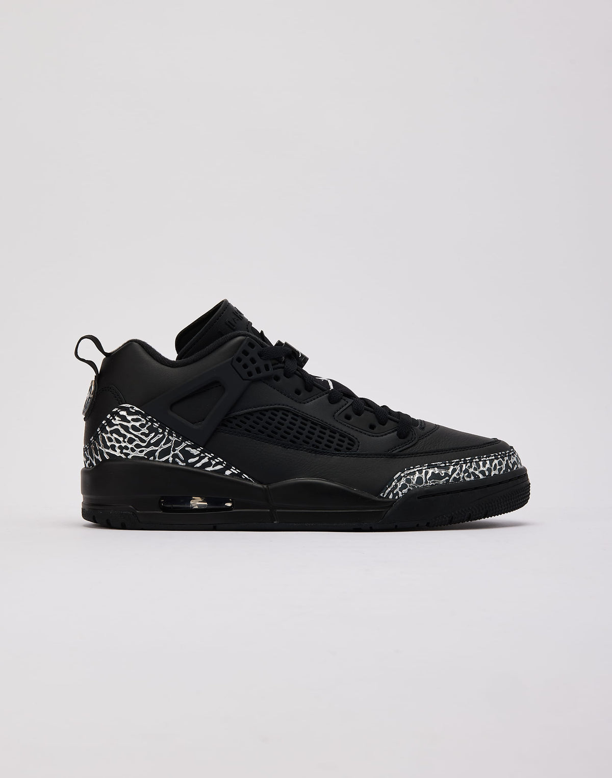 Jordan Spizike Low