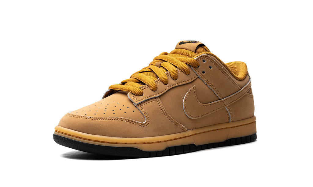 Nike Dunk Low Retro SE "Wheat Gum" HQ1932 700