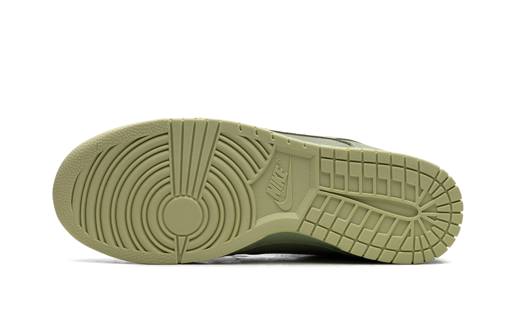Nike Dunk Low "Oil Green" FB8895 300