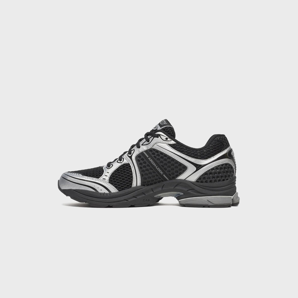 Saucony ProGrid Triumph 4 - Black / Silver