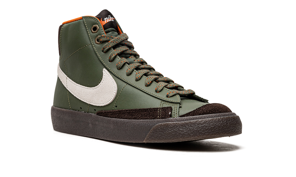 Nike Blazer Mid '77 Vintage "Army Olive" DZ5176 300