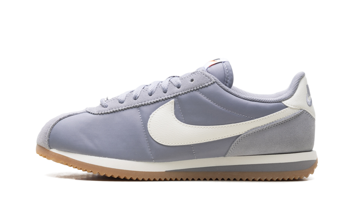 Nike Cortez Textile WMNS "Cement Grey Gum Light Brown Safety Orange Sail" DZ2795 005