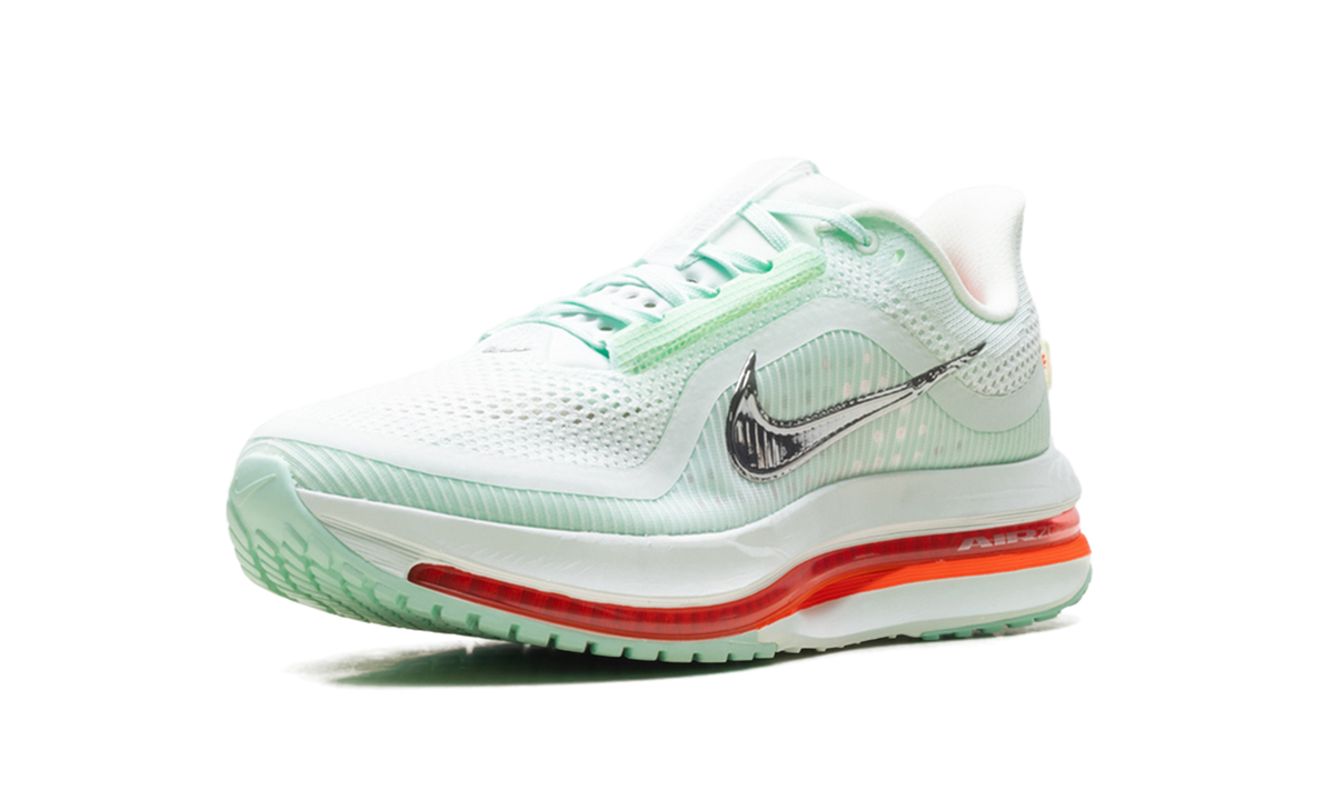 Nike Pegasus Premium "Barely Green" HQ2592 301