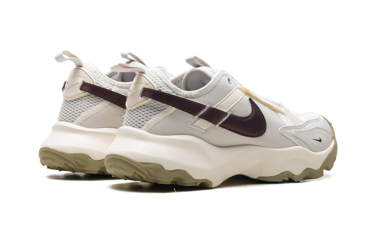 Nike TC 7900 WMNS "Light Bone Burgundy Crush" DD9682 003