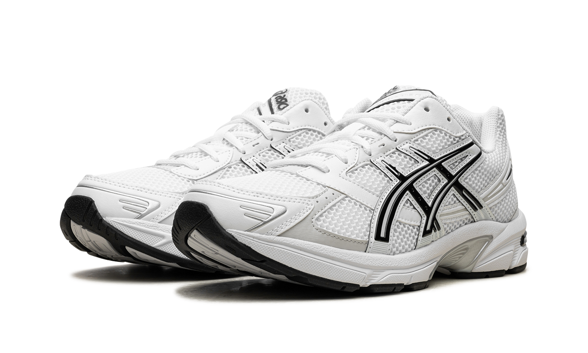 ASICS Gel-1130 "Black / White" 1201B019 100