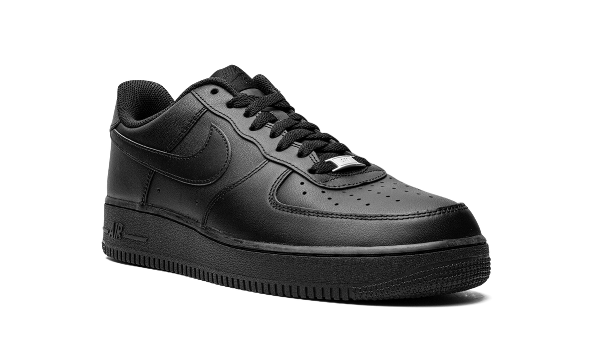 Nike Air Force 1 Low '07 "Triple Black" 315122 001