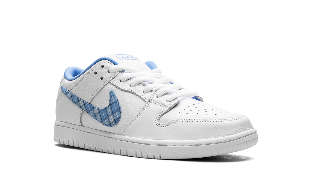 Nike SB Dunk Low "Nicole Hause" FZ8802 100