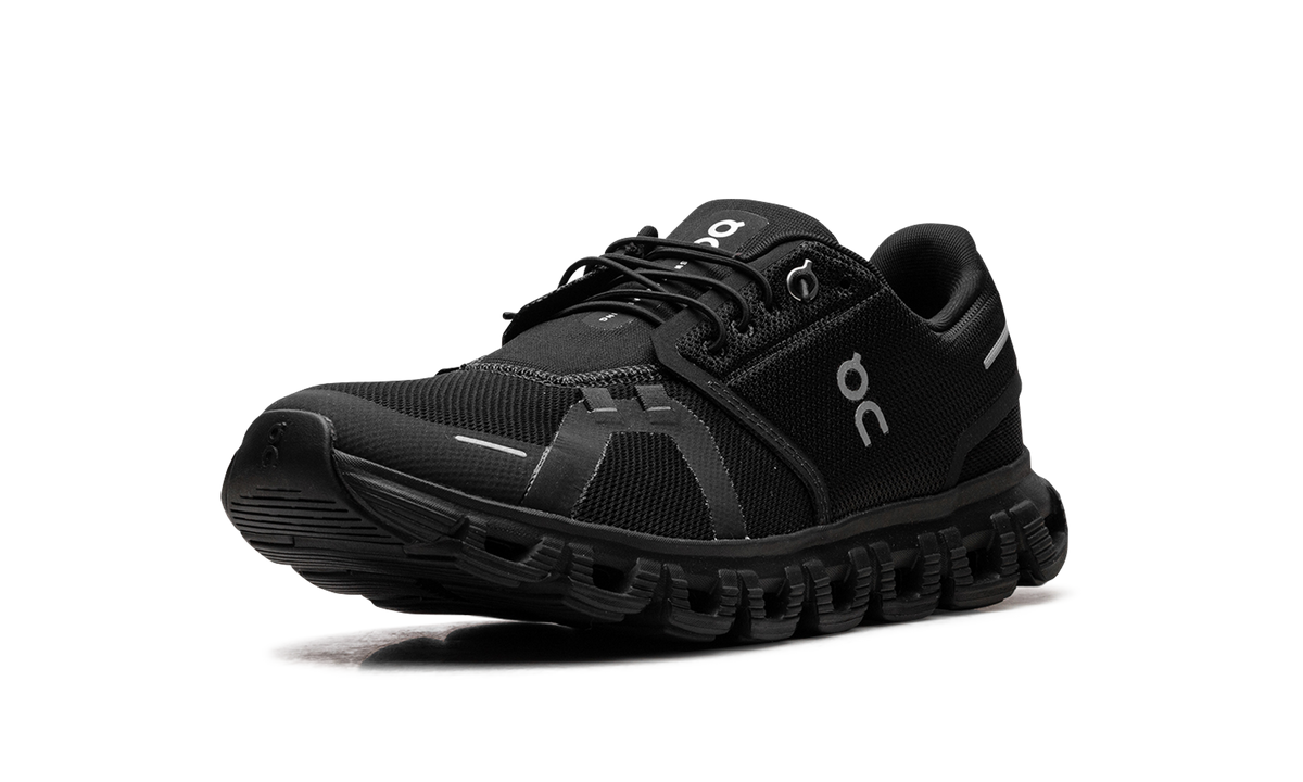 On Running Cloud 6 WMNS "Black Black" 3WF10061043