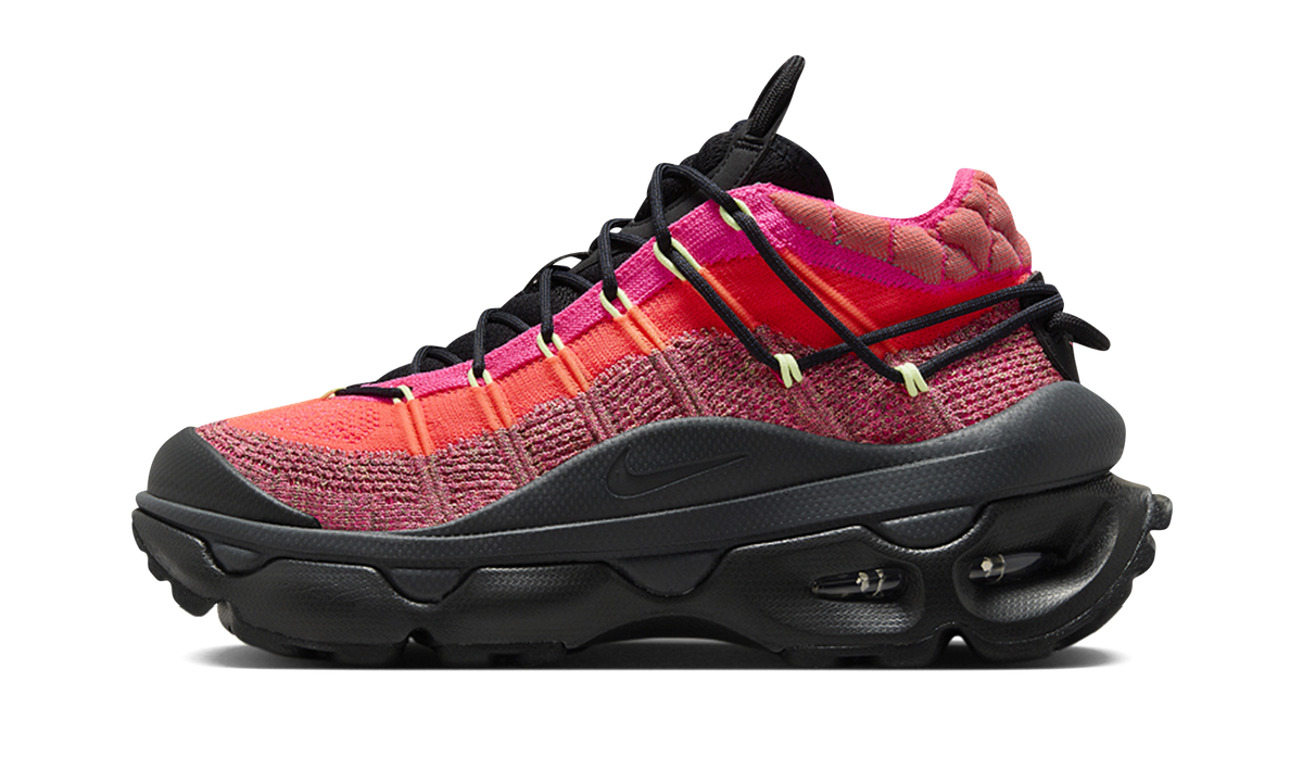 Nike Air Max Flyknit Venture WMNS "Hyper Pink Black" FD2110 600