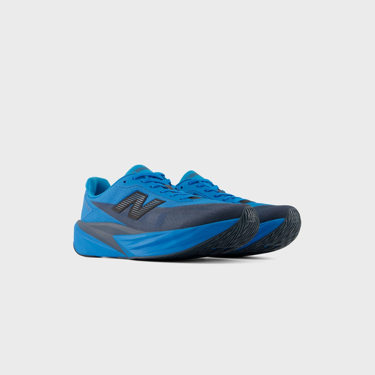 New Balance FuelCell Rebel v5 - Altitude / Shadow Blue