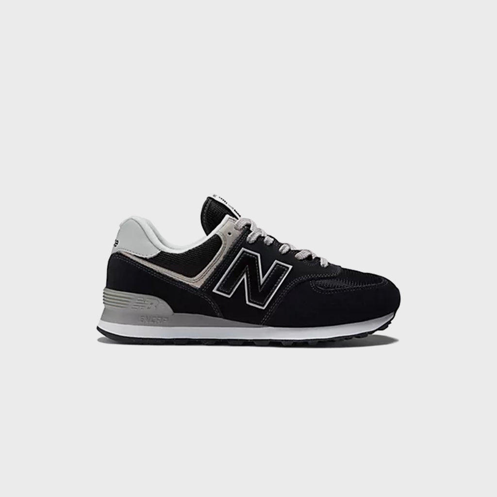 New Balance 574 Core - Black / White