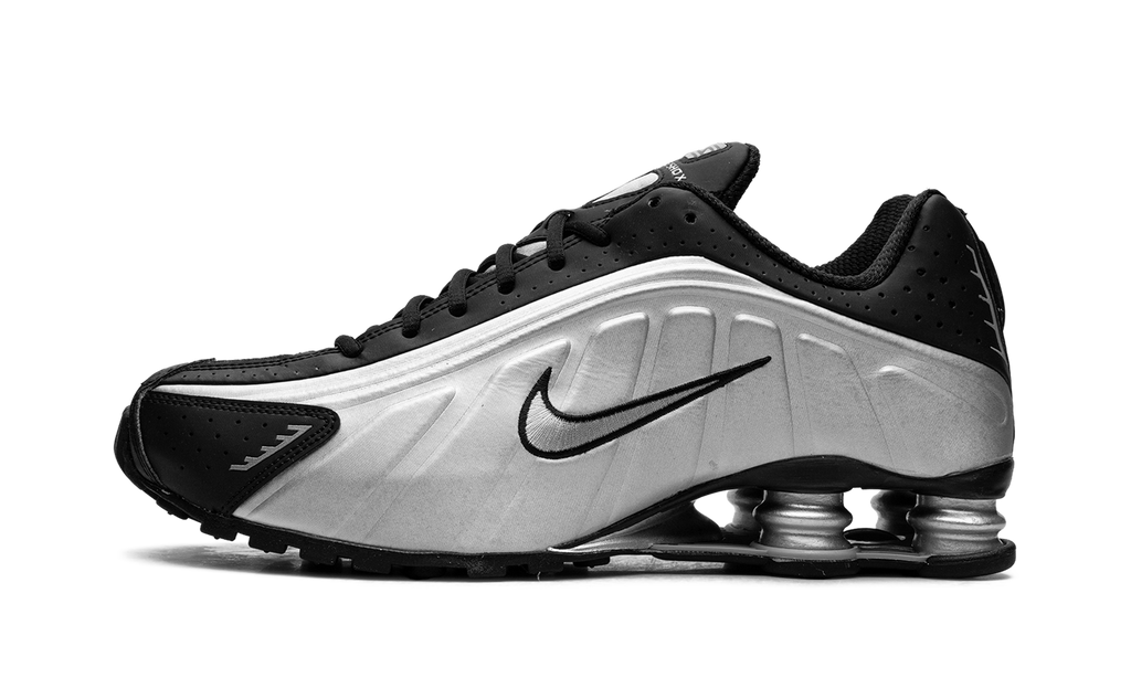 Nike Shox R4 "Metallic Silver / Black" HQ1988 007