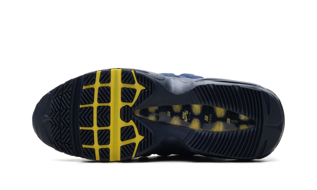 Nike SB Air Max 95 "Eric Koston" HQ8492 400