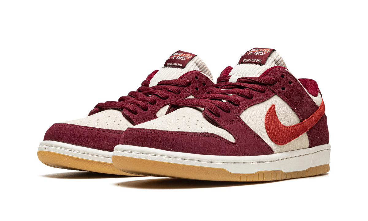 Nike SB Dunk Low "Skate Like A Girl" DX4589 600