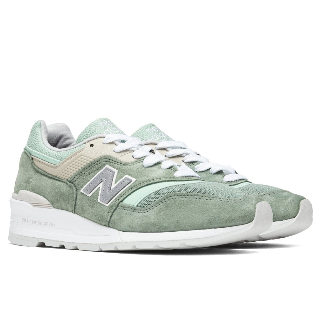 New Balance 997 - Green/White