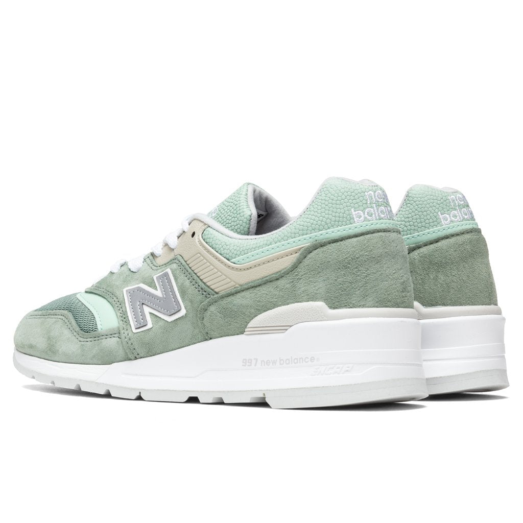 New Balance 997 - Green/White