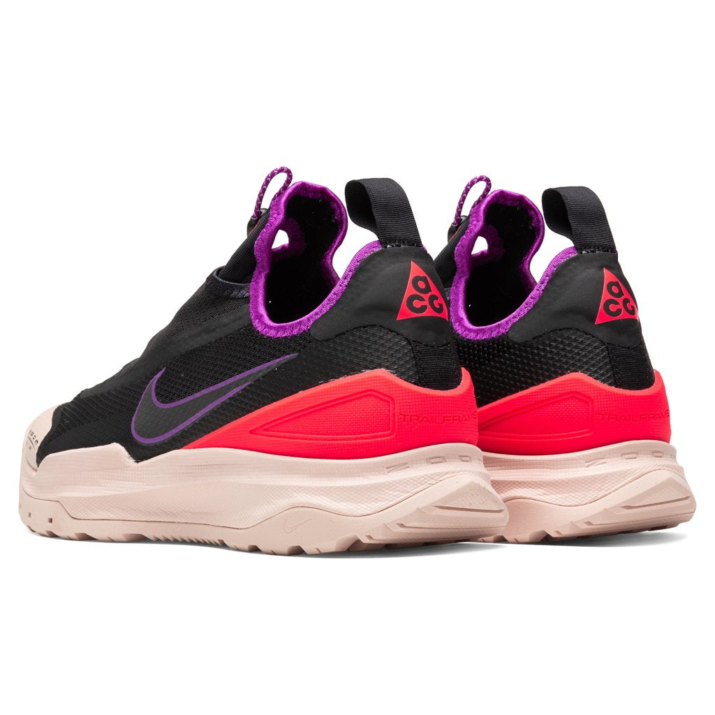 Nike ACG Zoom Air AO - Black/Laser Crimson
