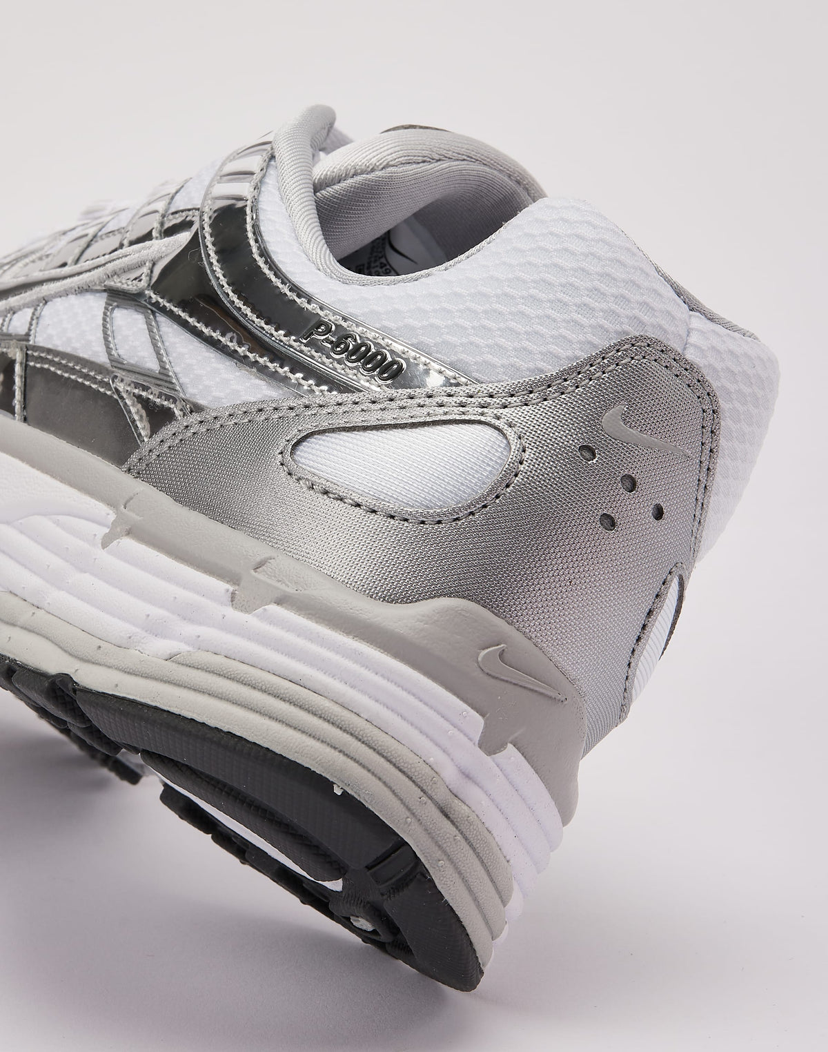 Nike P-6000