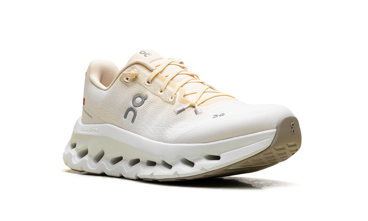 On Running Cloudtilt WMNS "Blonde Dew" 3WE10053107