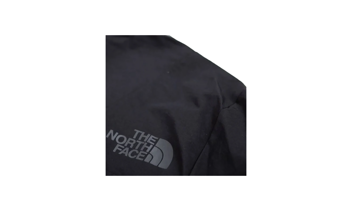 The North Face Peril Wind Jacket "Black" NF0A4AGFJK3
