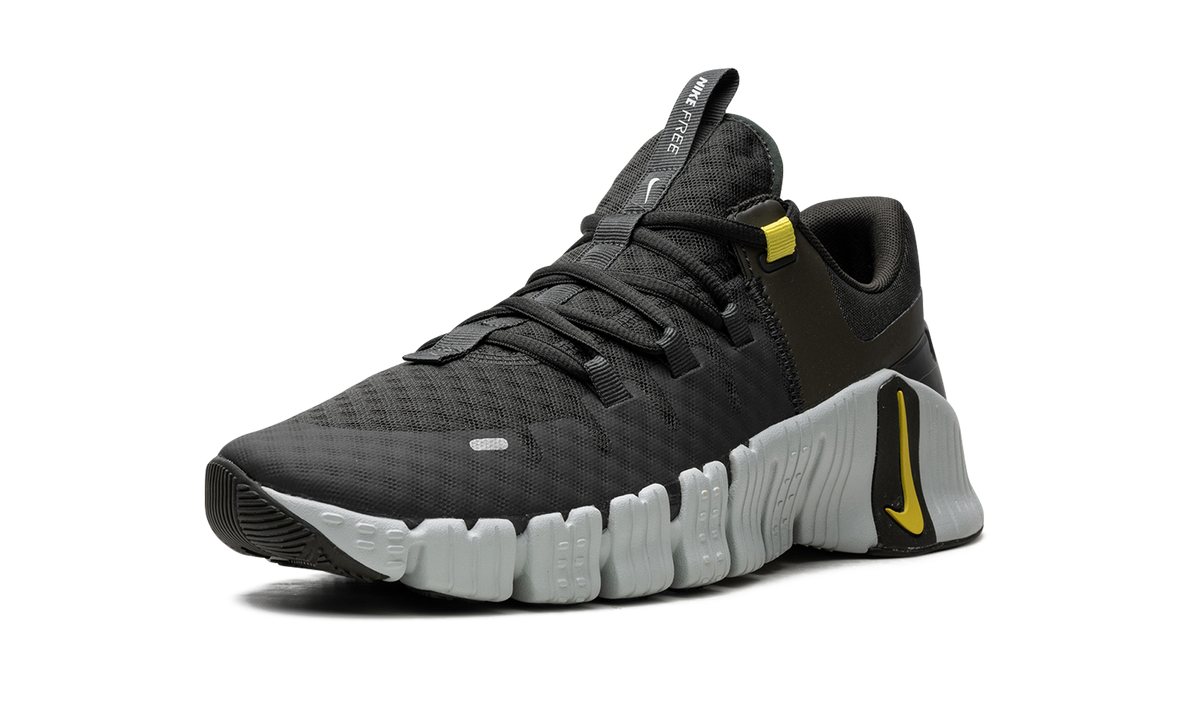 Nike Free Metcon 5 "Sequoia" DV3949 300