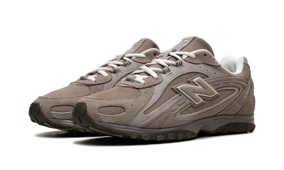 New Balance 204L "Mushroom / Arid Stone" U204LMMA