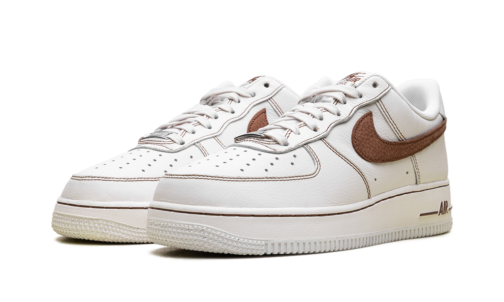Nike Air Force 1 '07 LV8 "Ivory Saddle Bro" HQ2037 101