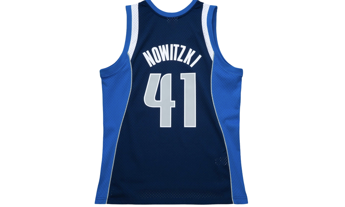 Mitchell & Ness Swingman Jersey "NBA Dallas Mavericks 2011 Dirk Nowitzki" SMJY1148 DMA11DNOASBL