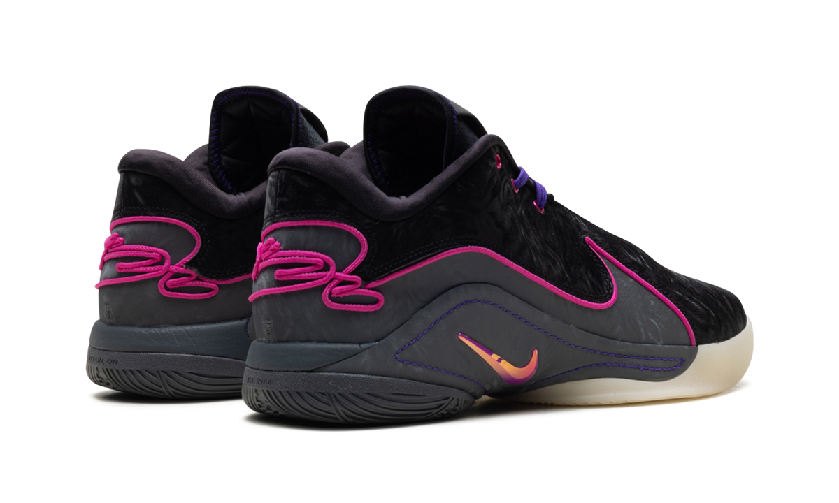 Nike LeBron 22 "Blacklight" FZ1094 001