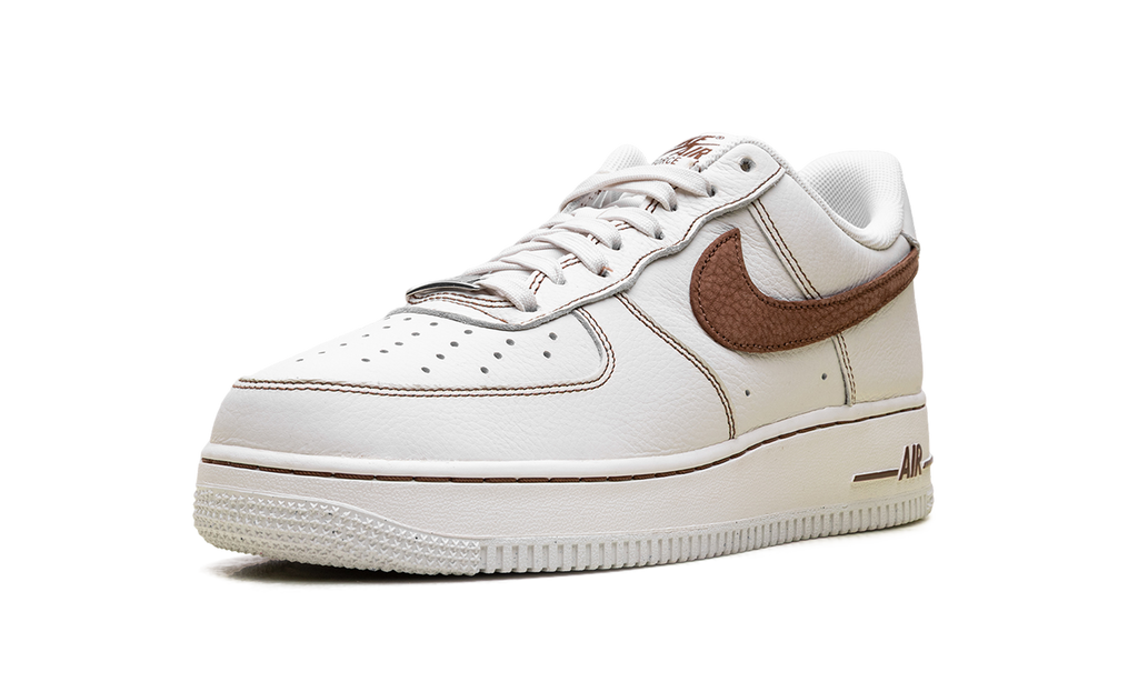 Nike Air Force 1 '07 LV8 "Ivory Saddle Bro" HQ2037 101