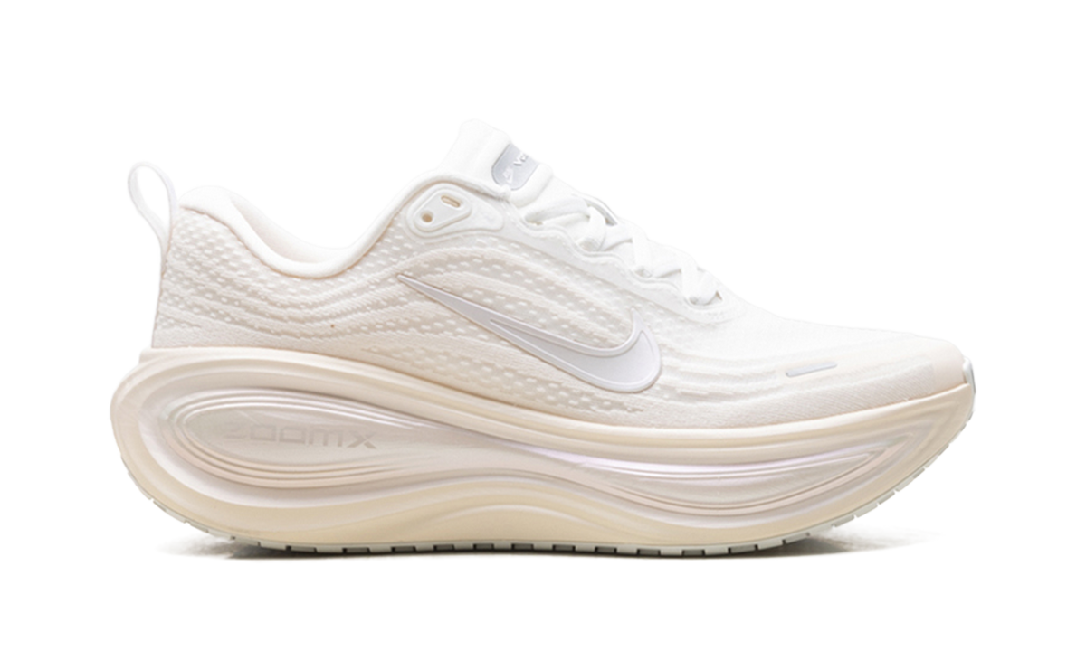 Nike Vomero Plus WMNS "Summit White Phantom Chalk" IO9916 100