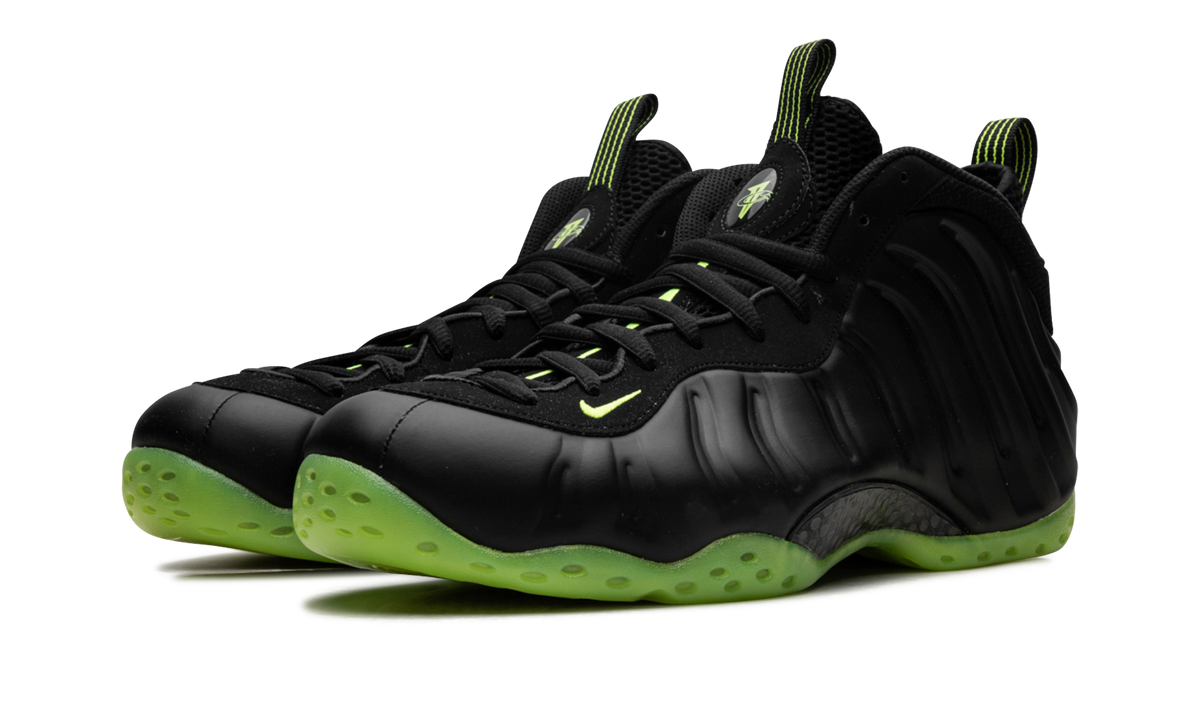 Nike Air Foamposite One "Black Volt" HF2902 001